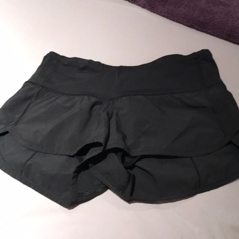 Lululemon black shorts